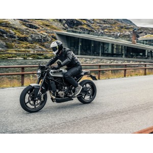 CASCO HUSQVARNA PILEN